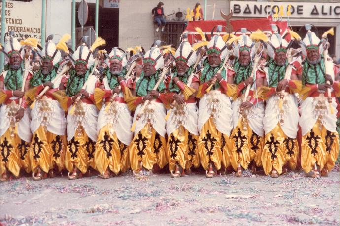 Escuadra del Mig 1984 Fila Cordon