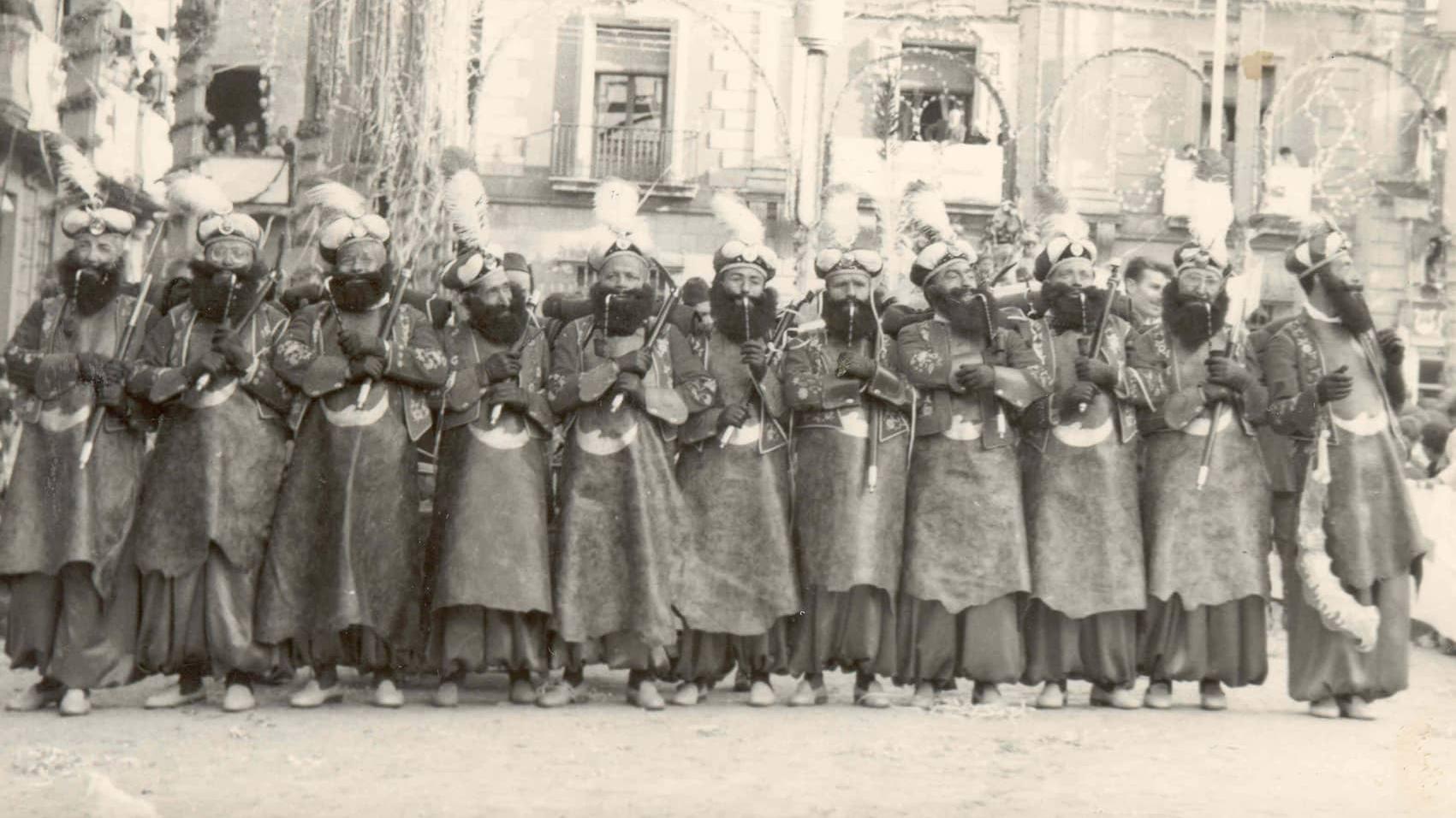 Escaudra Especial 1960 Fila Cordón 