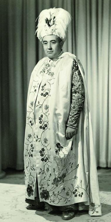 CAmilo Espi Capitán 1952 Fila Cordon